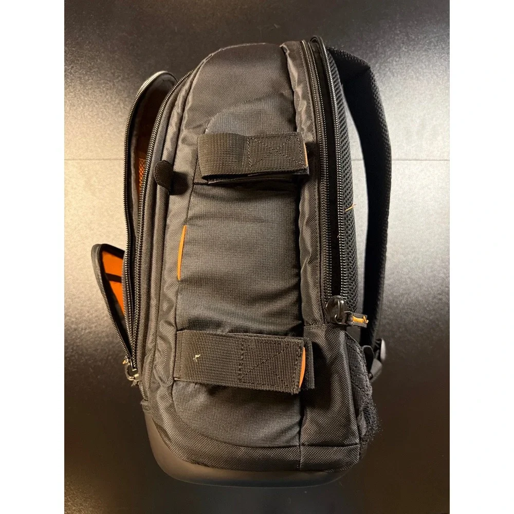 Case Logic SLRC-206 Professional SLR Camera Backpack Orange Interior / Dividers - Picture 9 of 16